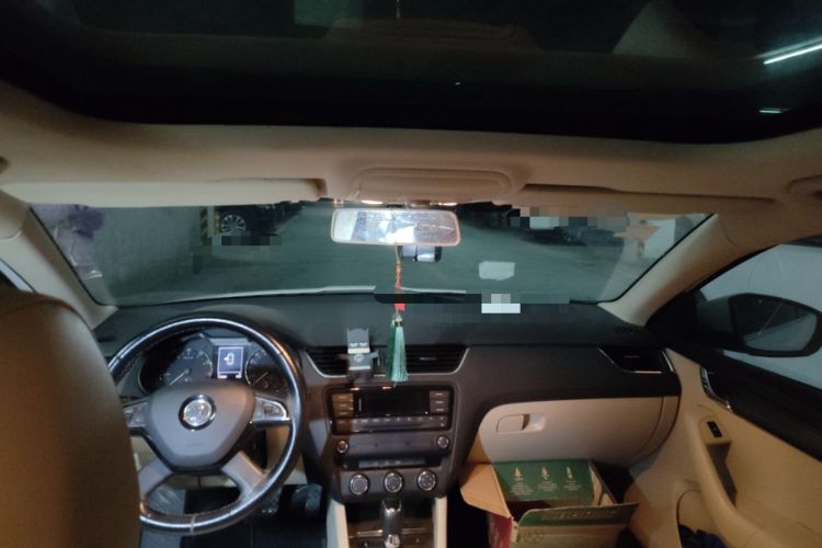 Used Skoda Octavia 2015 1.6L Automatic Yijun Edition
