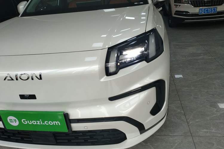 Used AION V 2024 Aion Tyrannosaurus 520 LiDAR Edition Left Front Headlight