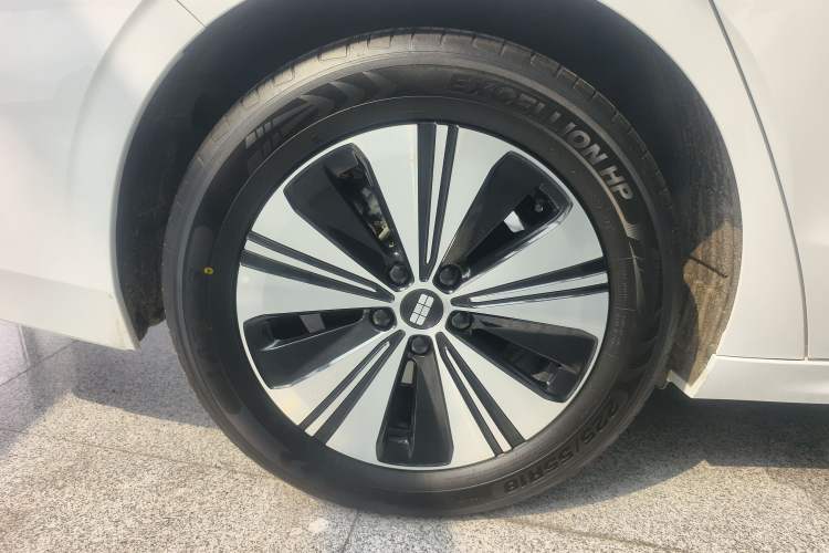 Used Geely Galaxy A7 2025 Model EM-i 150km Exploration+ Edition