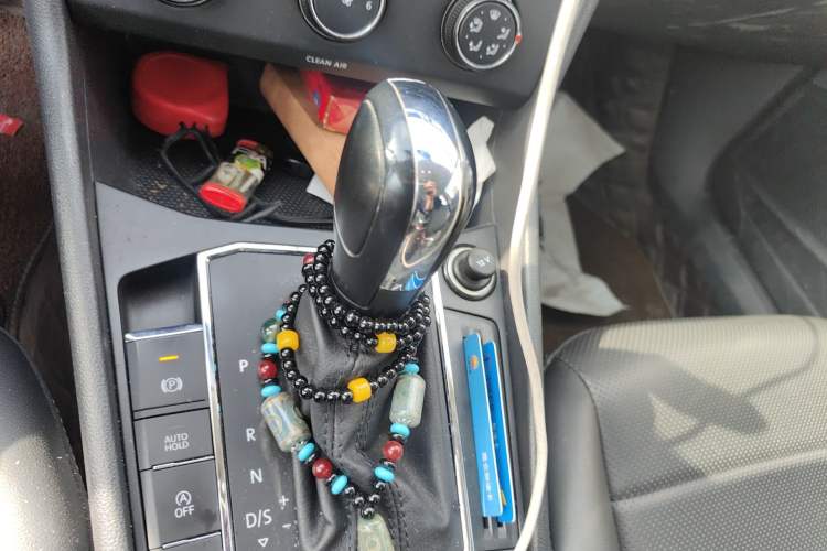 Used Volkswagen Lavida 2018 1.5L Automatic Comfort Edition China V Standard Gear Lever