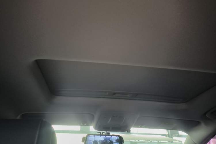 Used Chevrolet Cruze 2018 320 Automatic Pioneer Sunroof Edition
