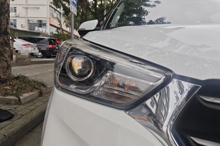 Used Hyundai ix25 2017 1.6L Automatic Smart Version Right Front Headlight