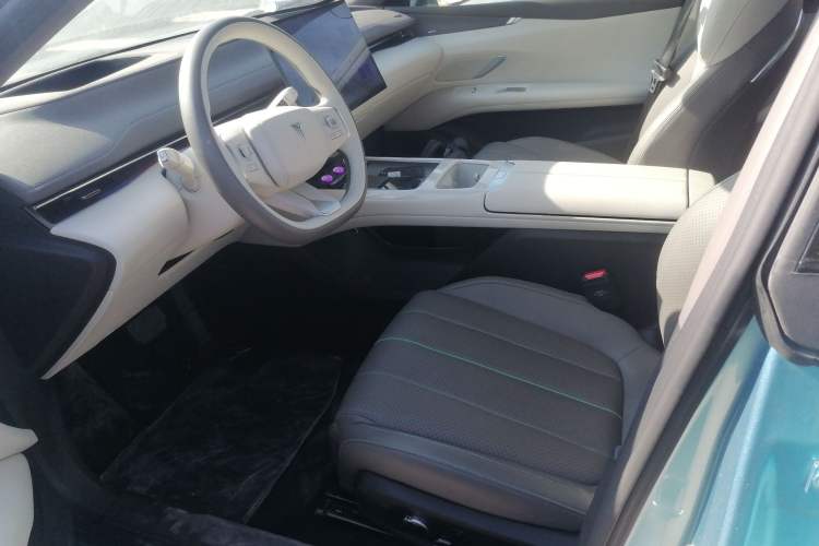 Used Deepal L07 2025 230 Ultra Qiankun Intelligent Driving ADS SE Range-Extended Version