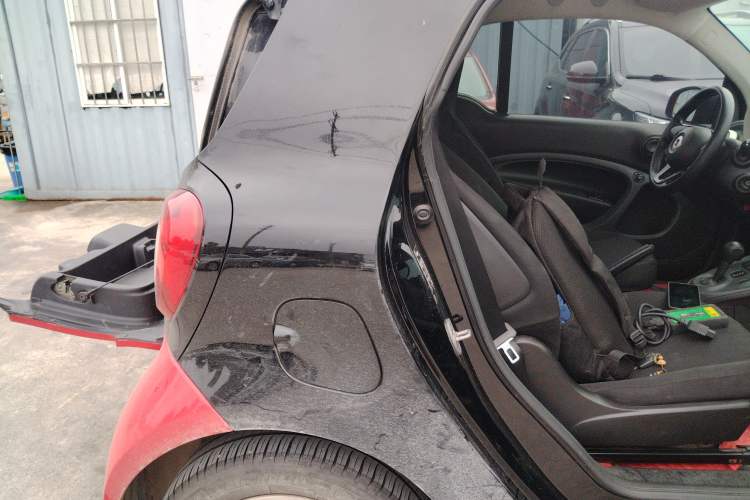 Used smart fortwo 2018 1.0L 52kW Hardtop Dynamic Version China V
