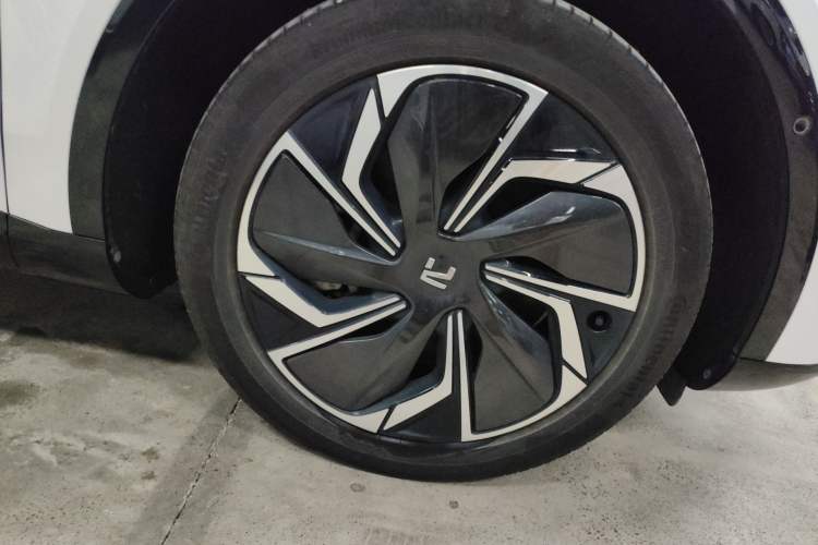 Used Rising R7 2022 Long-Range Advanced Edition
