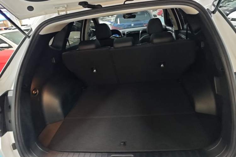 Used Hyundai Tucson 2021 Tucson L 1.5T DCT GLX Elite Edition Trunk