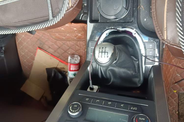 Used Huanghai N3 2017 2.5T Manual 4x4 Ultimate Edition XD25T5