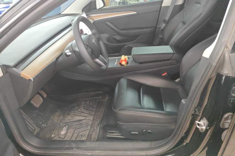 Used Tesla Model 3 2022 Rear-Wheel-Drive Version
