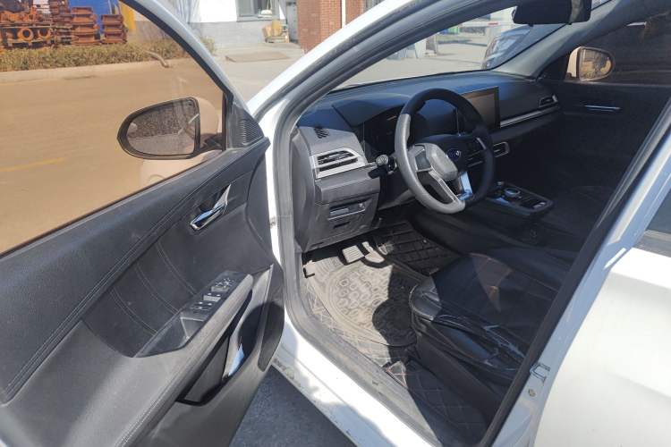 Used BYD e2 2019 Standard Range Version – Yue·Standard Model Driver Seat