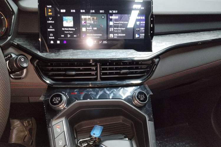 Used Lynk & Co 06 2020 1.5T JinPro model