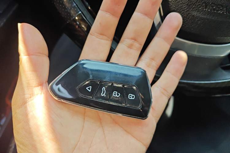 Used Zotye T600 2015 1.5T Manual Luxury Model
