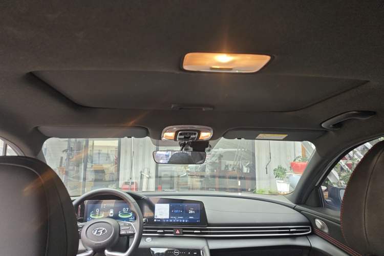 Used Hyundai Elantra 2022 1.5L CVT 20th Anniversary Edition
