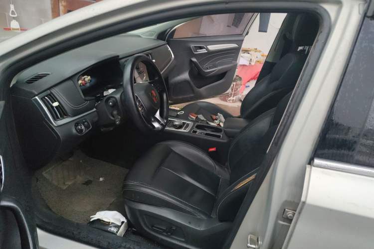 Used Roewe i6 New Energy 2017 45T Hybrid Connect & Smart Enjoyment Edition
