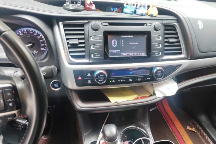 Used Toyota Highlander 2018 2.0T Four-Wheel Drive Luxury Version 7 Seats China VI Standard