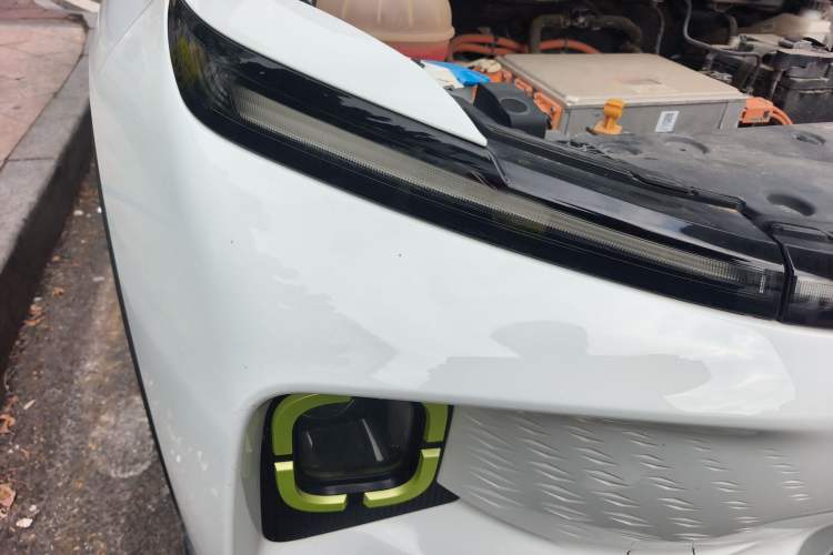 Used Geometry E Firefly 2022 401 km Linglong Tiger 4 Seats
