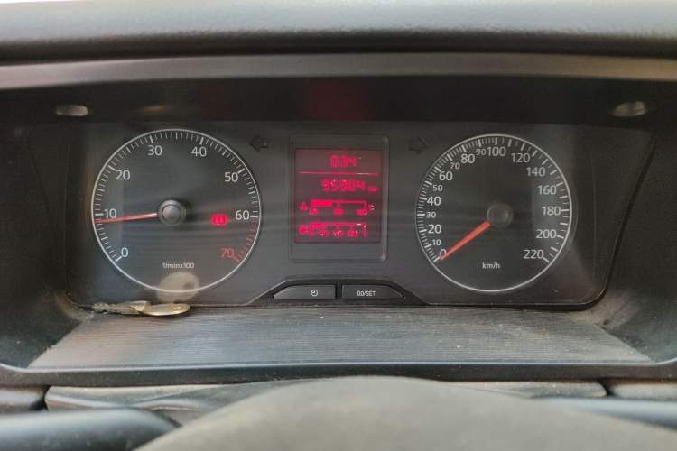 Used Volkswagen Jetta 2010 1.6L Partner
