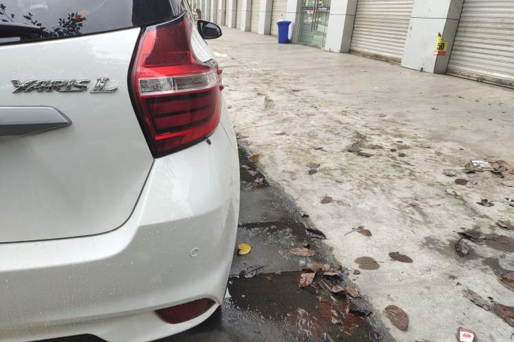 Used Toyota YARiS L Zhi Xuan 2019 1.5E CVT Dynamic Edition China VI compliant Right Rear Taillight