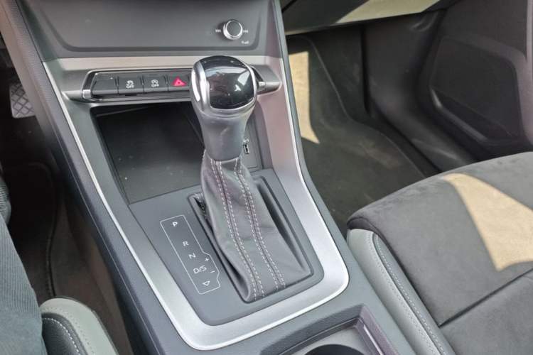 Used Audi Q3 2019 35 TFSI Advanced Dynamic Edition
