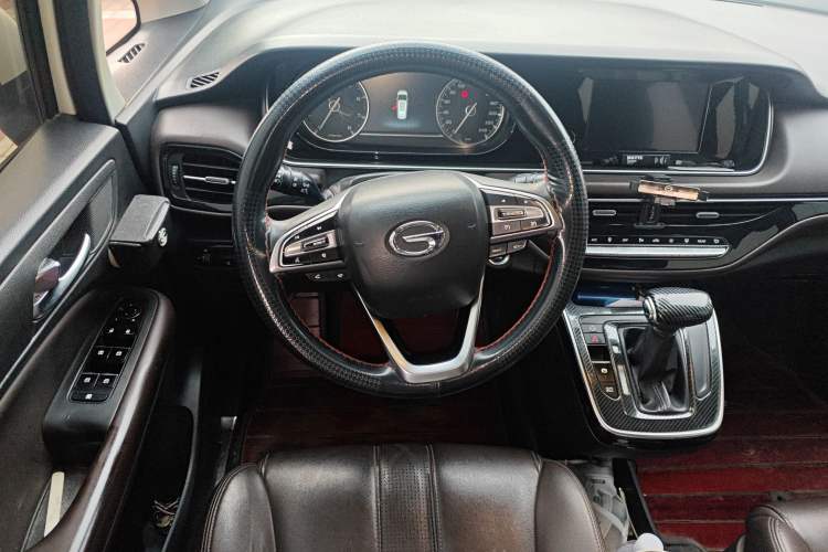 Used GAC Trumpchi M6 2019 270T Automatic Luxury Edition (6-seater) - China V Standard
