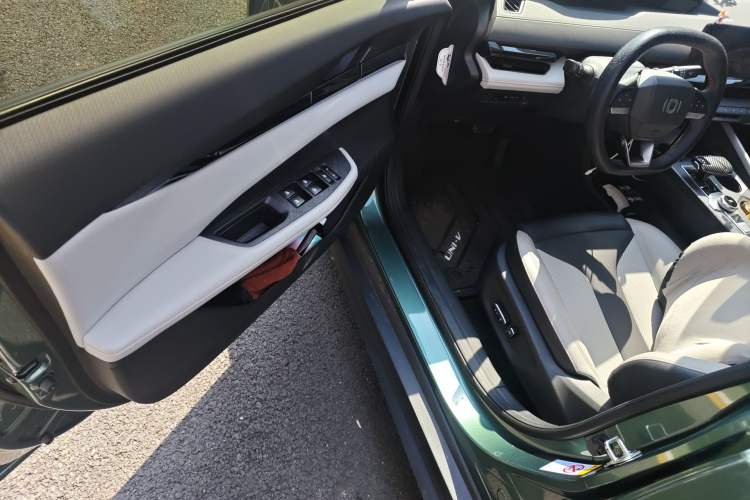 Used CHANGAN NEVO A06 2023 Base Model Driver Seat