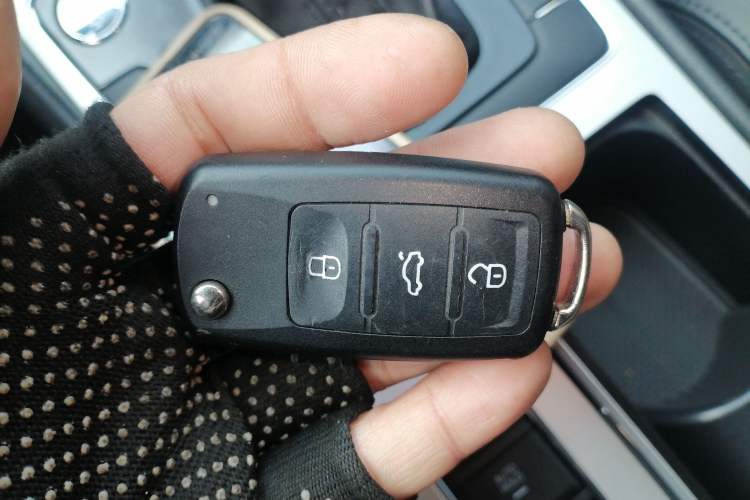 Used Volkswagen Passat 2014 1.8TSI DSG Prestige Navigation Edition Interior 1