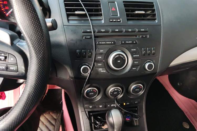 Used Mazda 3 2011 Sedan 2.0L Automatic Luxury Model Audio And AC Panel