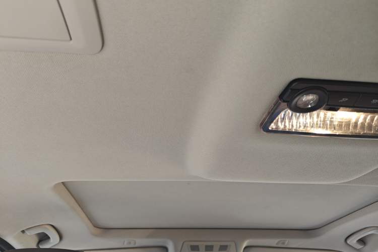 Used BMW 5 Series 2014 525Li Luxury Design Package