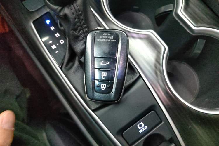 Used Toyota Camry 2023 2.0G Luxury Edition Interior 1