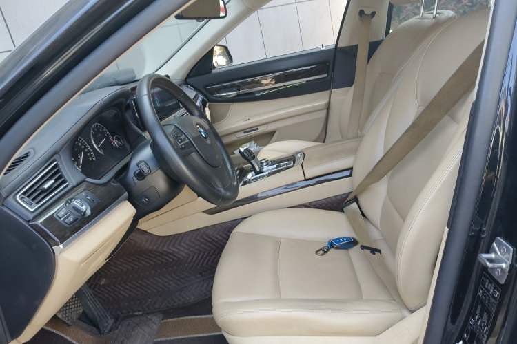 Used BMW 7 Series 2011 730Li Elegant Model Left Front Seat