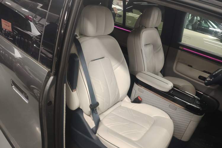 Used Zeekr MIX 2025 Long-Range Intelligent Driving Edition