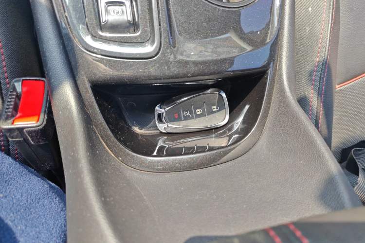 Used Chevrolet Equinox 2021 550T RS Four-Wheel Drive Intelligent Boundary-Pushing Edition
