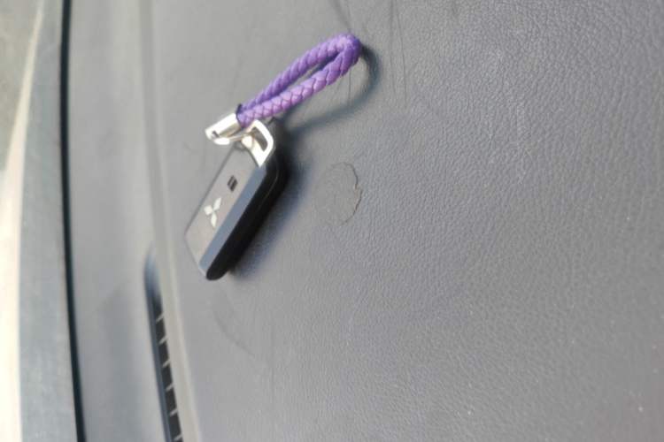 Used Mitsubishi Outlander 2013 2.4L 4x4 Luxury Navigation Edition 5 Seats
