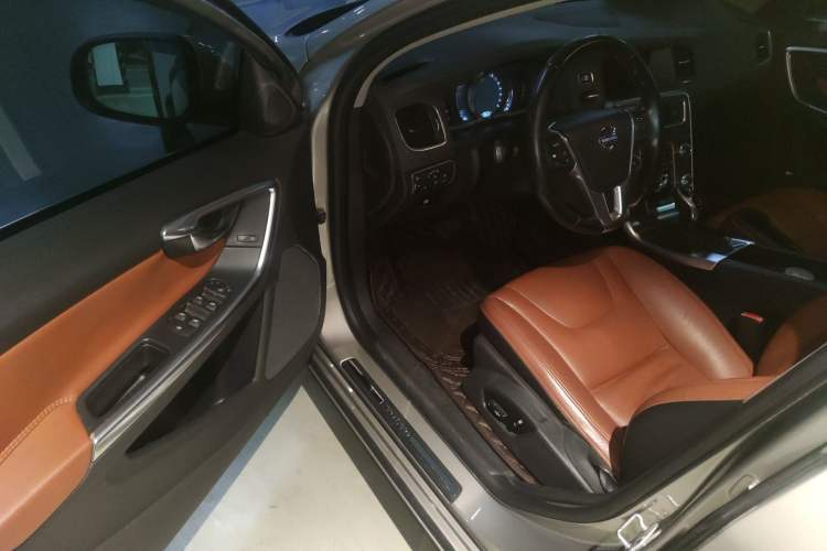 Used Volvo S60 2014 S60L T5 Intelligent Drive Edition Driver Seat