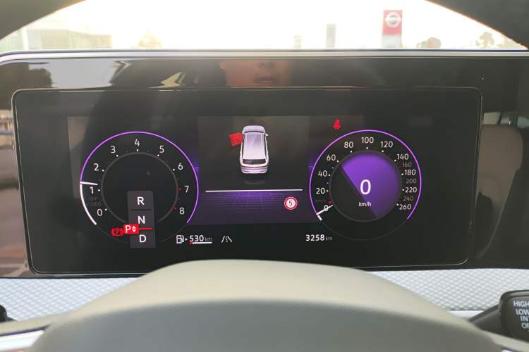 Used Volkswagen Tavendor 2024 380TSI All-Wheel Drive R-Line Cruise Edition