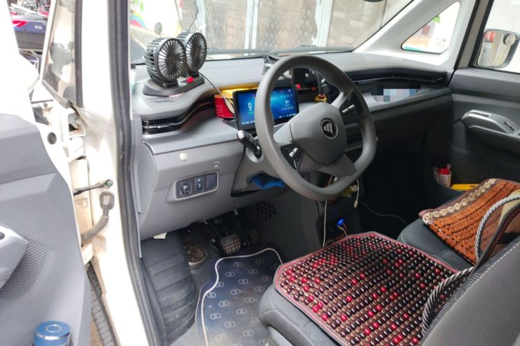 Used Foton Scenic i7 2025 Model—Professional Logistics Short-axle Front-wheel-drive, CATL 43.53 kWh, Zhiyuan Edition, Flat Roof, Single Tire, 2 Seats