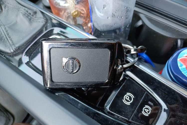 Used Volvo XC60 2019 T5 4x4 Smart Edition China V Standard