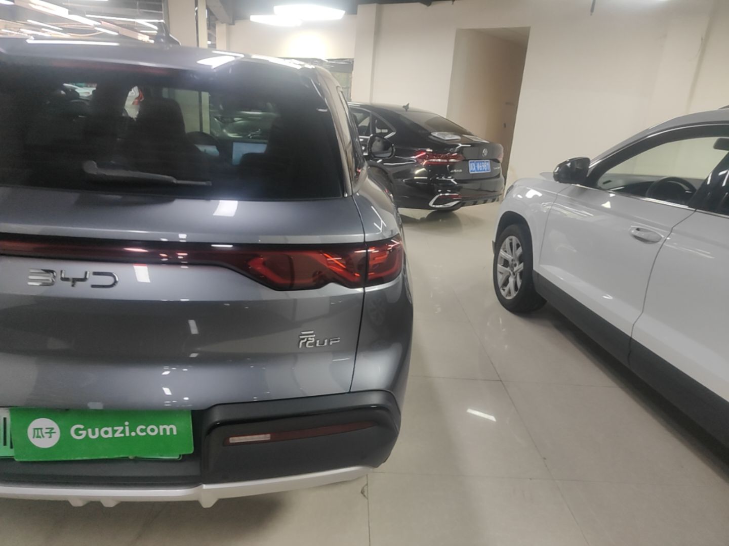 BYD Yuan UP 2024 301KM Leading Edition — снимка 9