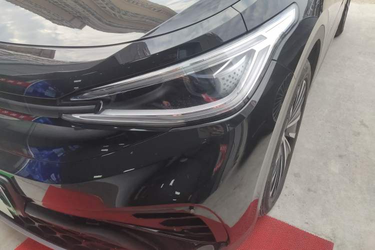 Used Volkswagen ID.4 X 2021 Pro Smart Long-Range Edition Left Front Headlight