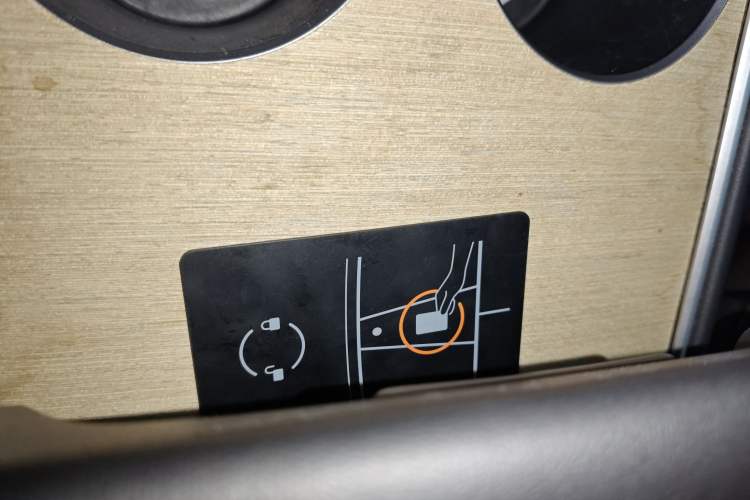 Used Tesla Model Y 2022 Long-Range All-Wheel-Drive Version