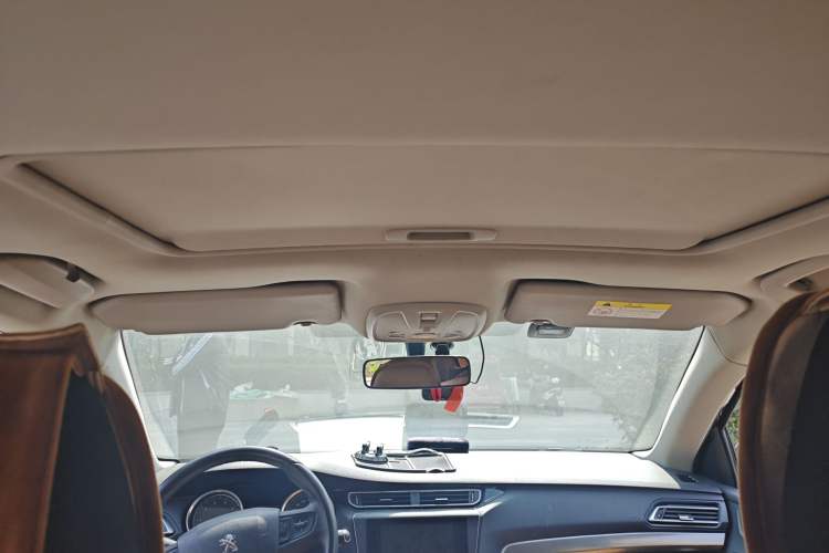 Used Peugeot 408 2014 1.8L Automatic Luxury Edition Headliner