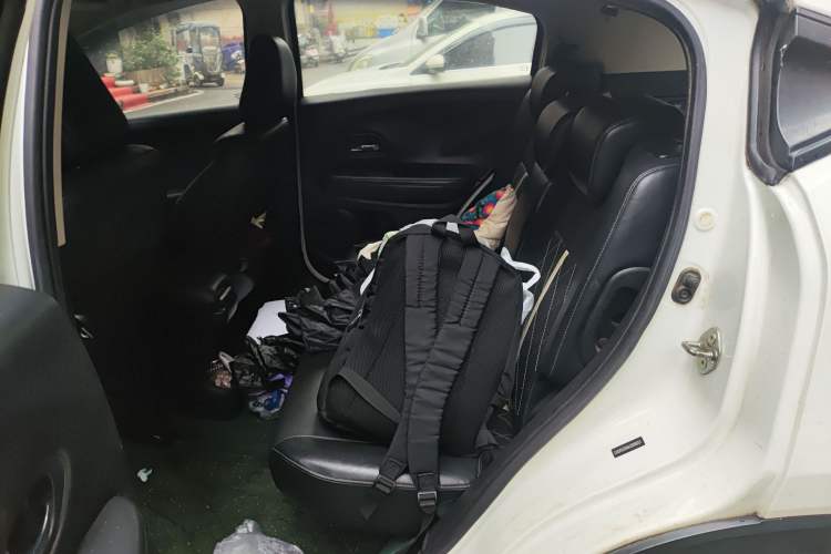 Used Honda Vezel 2017 1.8L CVT Front-Wheel Drive Pioneer Edition
