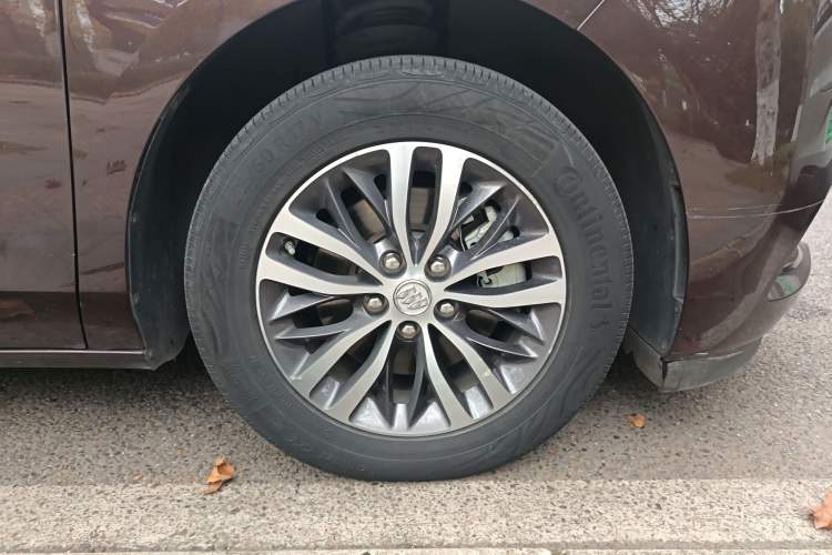 Used Buick GL8 2017 ES 28T Luxury Model China V Standard
