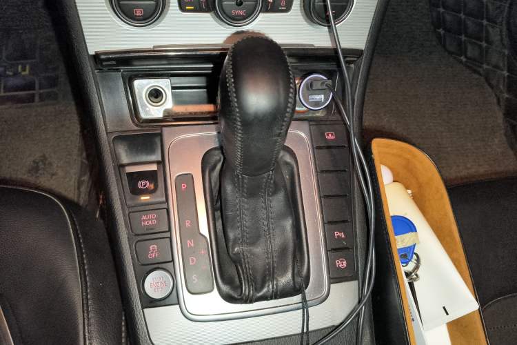 Used Volkswagen Magotan 2015 2.0 TSI Prestige Model
