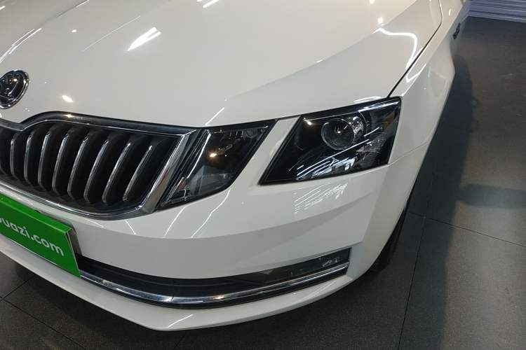 Used Skoda Octavia 2019 TSI230 DSG SmartDrive Luxury Edition China VI
