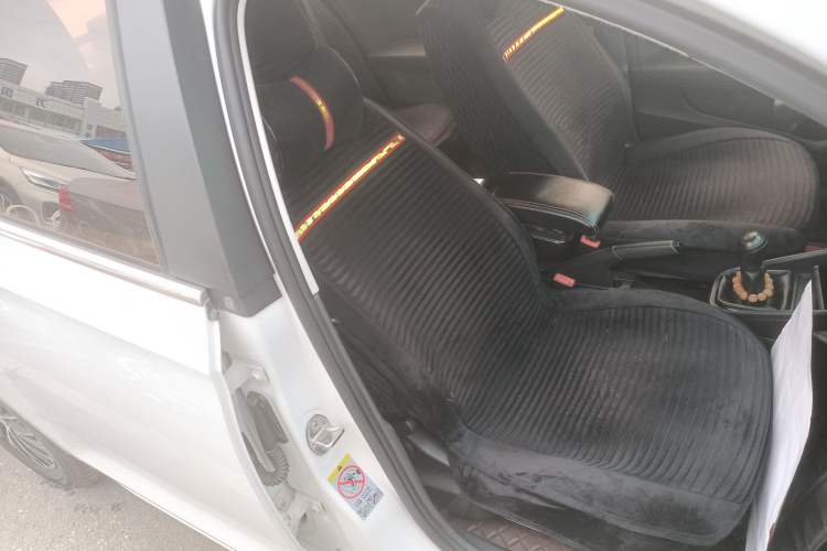 Used Volkswagen Santana 2016 1.6L Manual Fashion Edition Right Front Seat