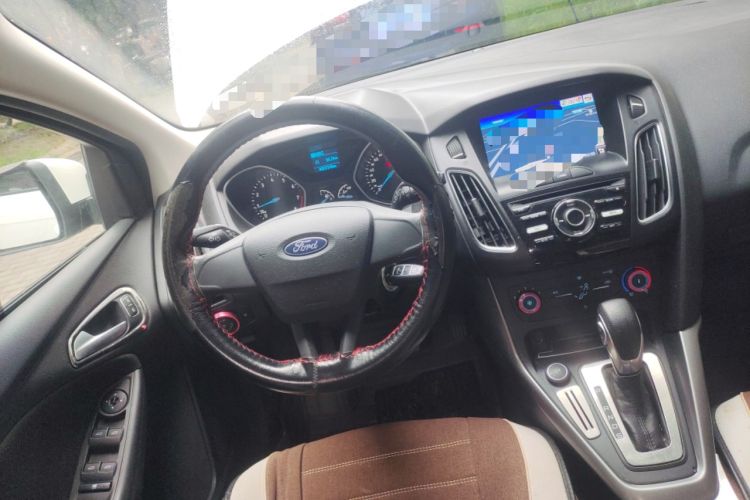 Used Ford Focus 2017 Hatchback 1.6L Automatic Comfort Plus SmartDrive Edition Steering Wheel