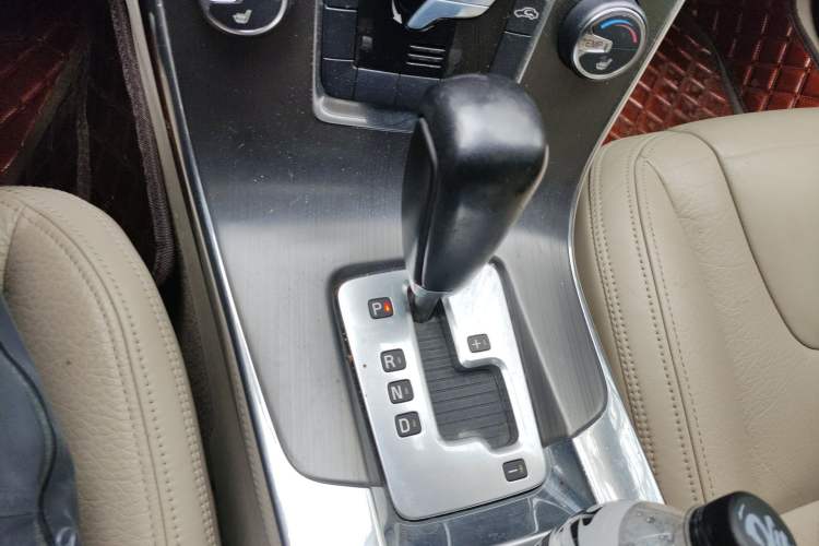 Used Volvo S60 2011 2.0T Zhiya Edition