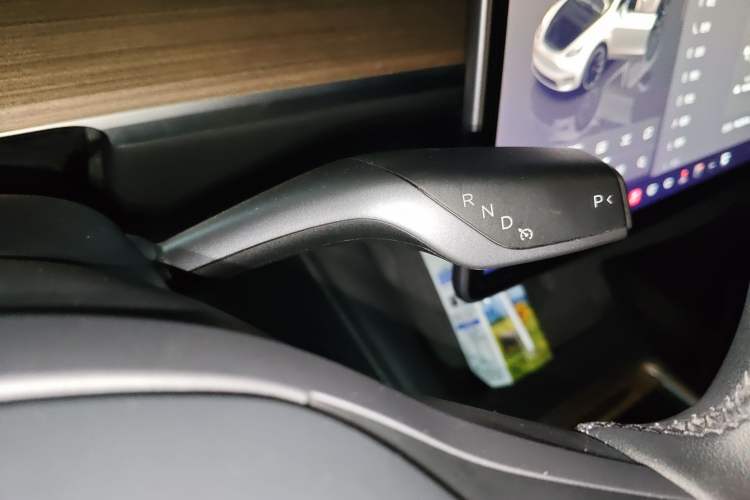 Used Tesla Model Y 2022 Rear-Wheel-Drive Version