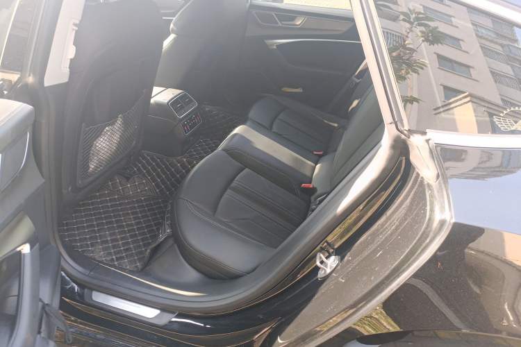 Used Audi A7 2024 45 TFSI Prestige Edition
