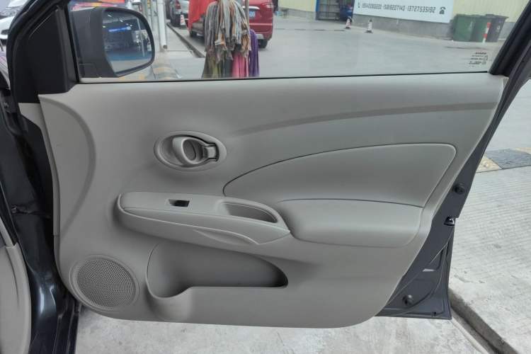 Used Nissan Sunny 2014 1.5XE CVT Elite Edition
